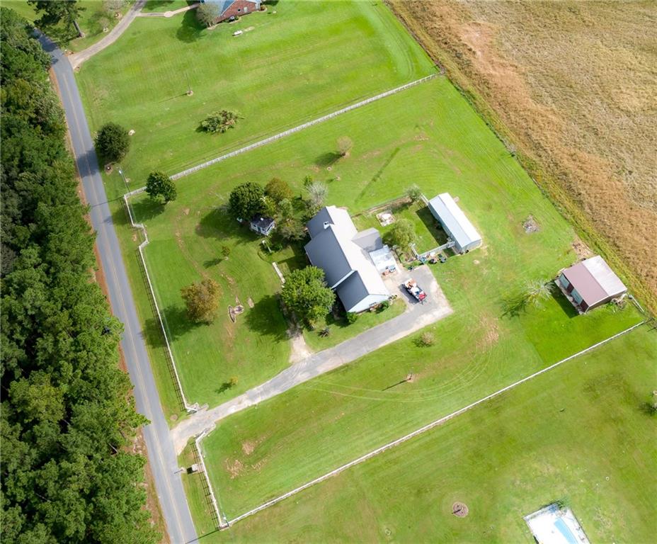 1344 Chauncey Pitre Road Ville Platte, LA 70586 - Photo 9 of 50 Gallery Image 9