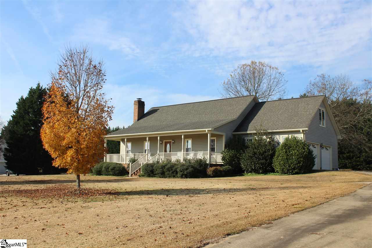 107 Ford Road Greer, SC 29651 - Photo 2 of 27 Gallery Image 2