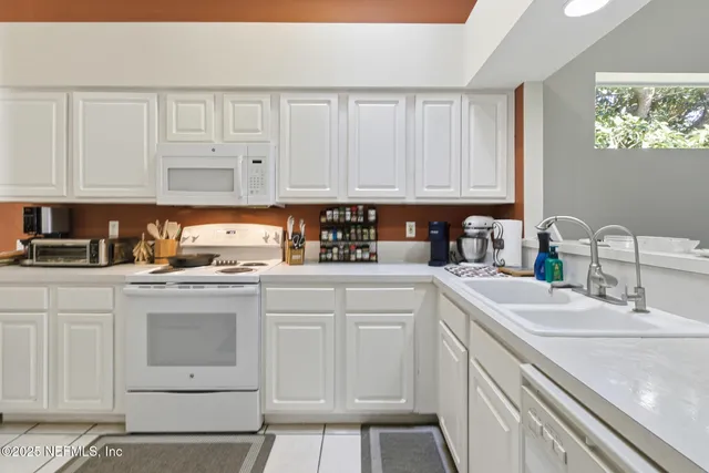 $650,000 | 212 Salt Grass Court, Ponte Vedra Beach, FL 32082