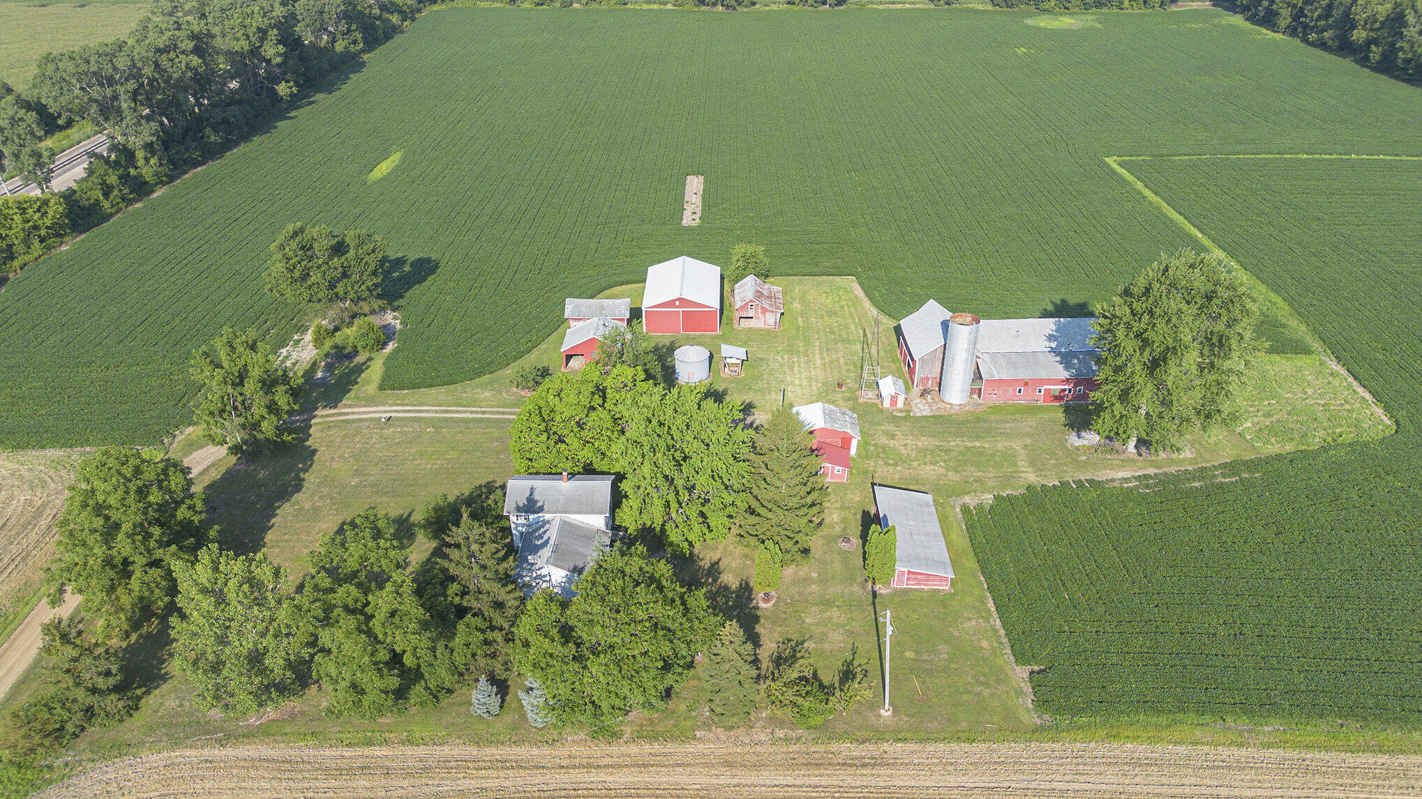 4985 West Gilpin Road Three Oaks, MI 49128 - Photo 1 of 37 Aerial