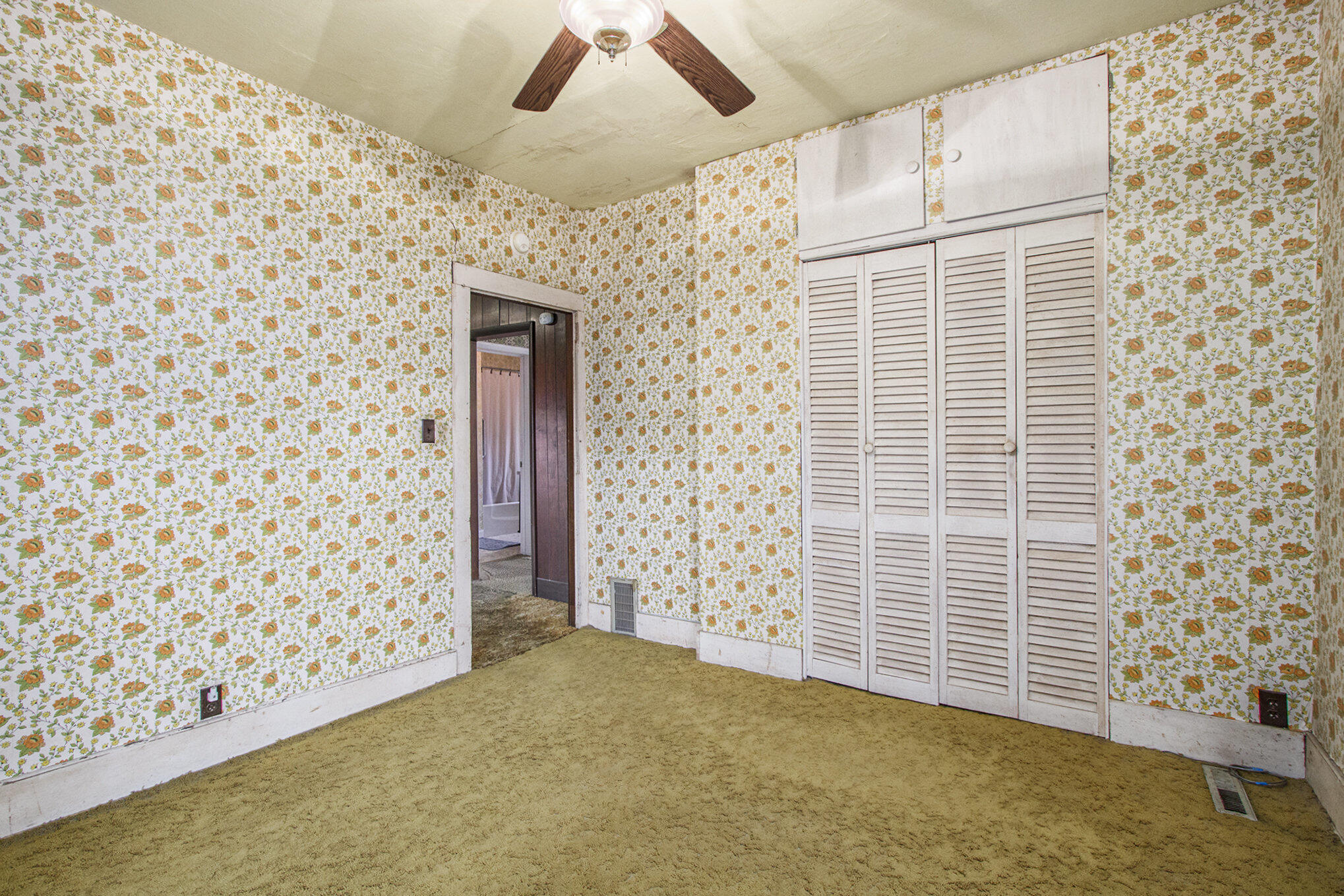 4985 West Gilpin Road Three Oaks, MI 49128 - Photo 13 of 37 Bedroom 1