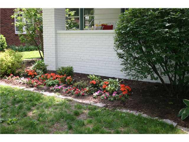 231 Blue Ridge Road Indianapolis, IN 46208 - Photo 2 of 20