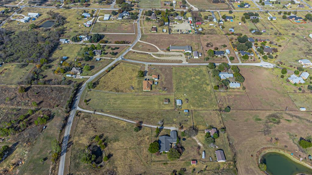 2121 Rock Creek Road Crowley, TX 76036 - Photo 16 of 22