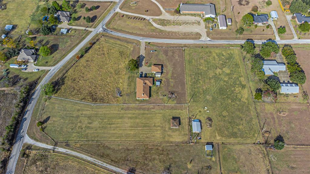 2121 Rock Creek Road Crowley, TX 76036 - Photo 9 of 22 a bathroom with a shower