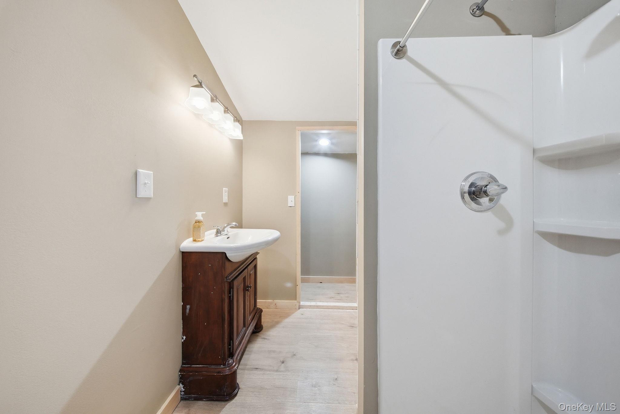 21 Fulmer Road Port Jervis, NY 12771 - Photo 10 of 21 Main Bathroom