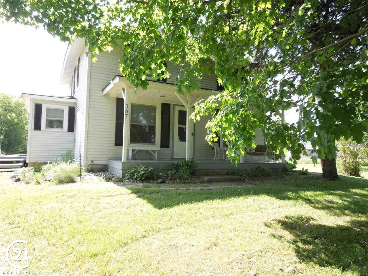 387 Howell Road Allenton, MI 48002 - Photo 3 of 33