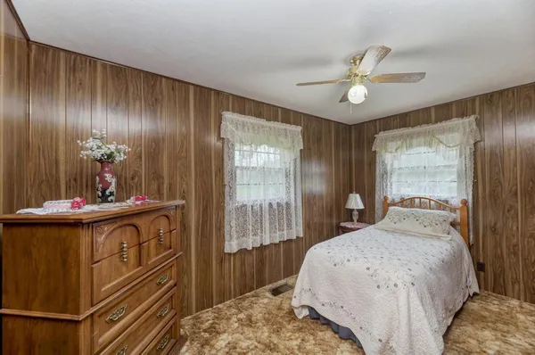 $200,000 | 705 North School Street, Braidwood, IL 60408