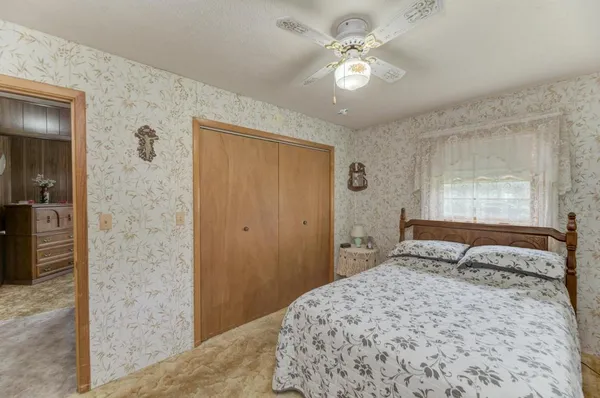 $200,000 | 705 North School Street, Braidwood, IL 60408