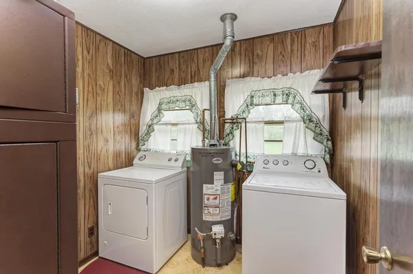 $200,000 | 705 North School Street, Braidwood, IL 60408