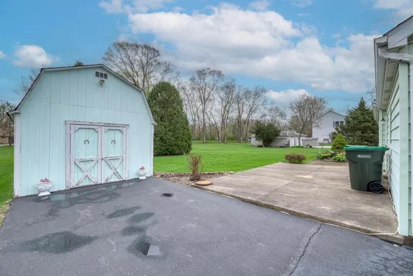$200,000 | 705 North School Street, Braidwood, IL 60408