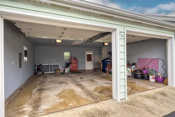 $200,000 | 705 North School Street, Braidwood, IL 60408