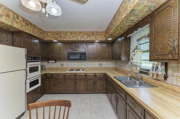 $200,000 | 705 North School Street, Braidwood, IL 60408