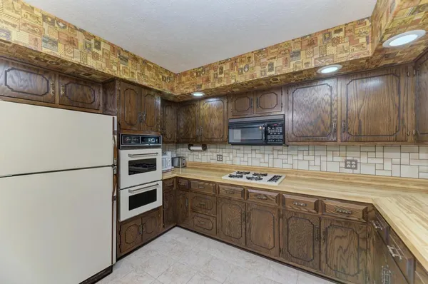 $200,000 | 705 North School Street, Braidwood, IL 60408