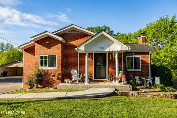 $434,900 | 315 South Oak Street, Sweetwater, TN 37874