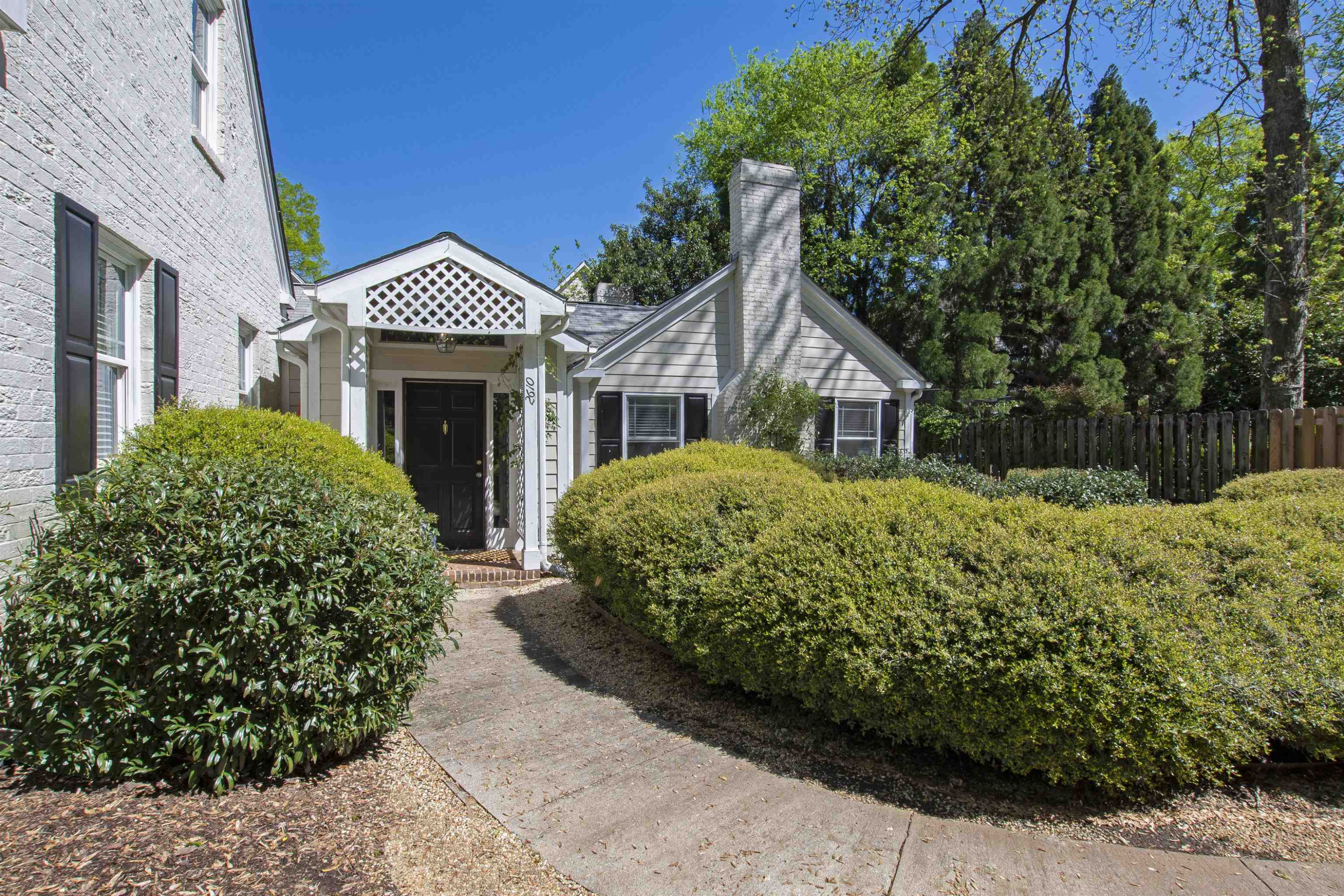 2610 Dover Road Raleigh, NC 27608 - Photo 2 of 20 a front view of a house with garden