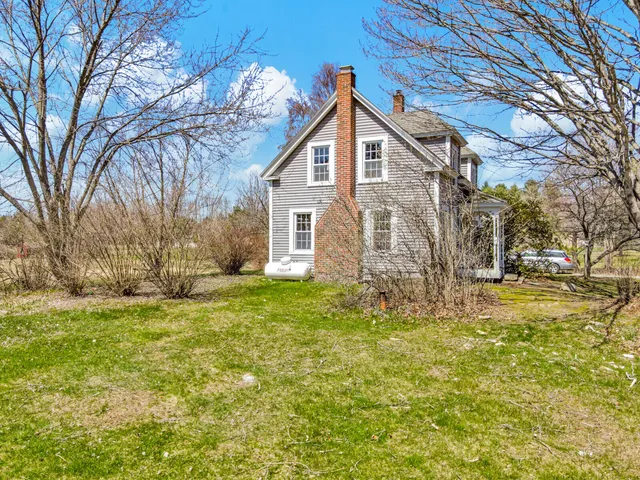 $475,000 | 55 Lewis Road, Sidney, ME 04330