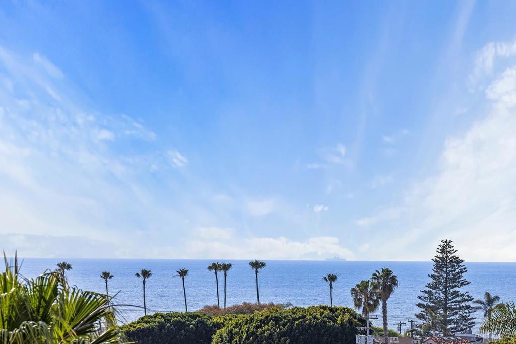 27 East E Street Encinitas, CA 92024 - Photo 3 of 41