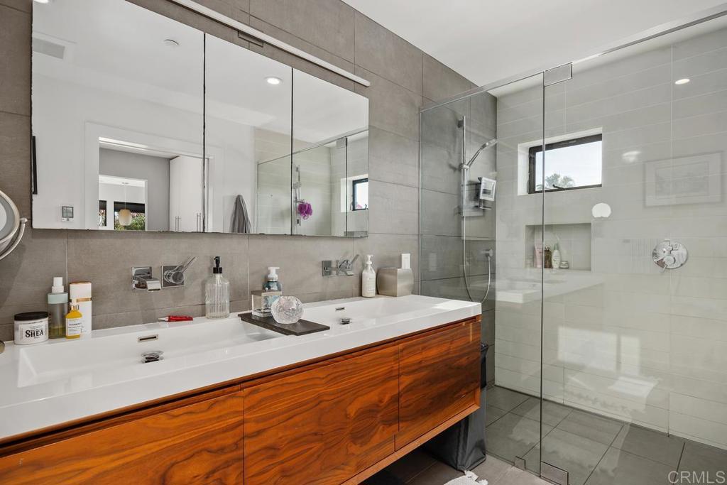 27 East E Street Encinitas, CA 92024 - Photo 31 of 41