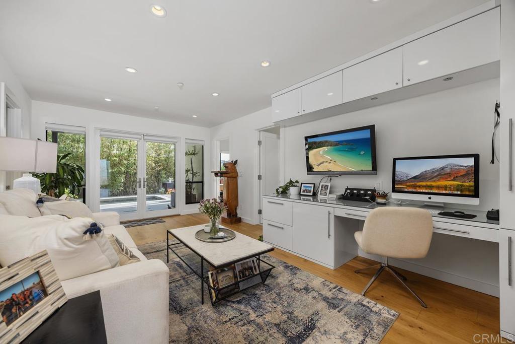 27 East E Street Encinitas, CA 92024 - Photo 9 of 41