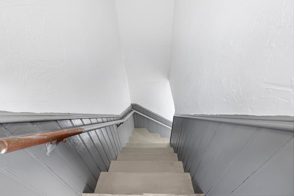 42 Mott Street Fall River, MA 02721 - Photo 32 of 36 a view of entryway