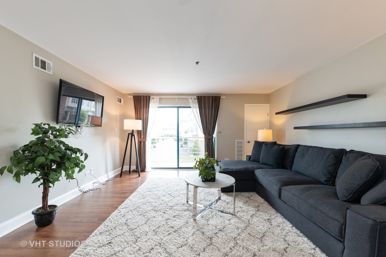 3255 Kirchoff Road, Unit 206 Rolling Meadows, IL 60008 - Photo 2 of 13