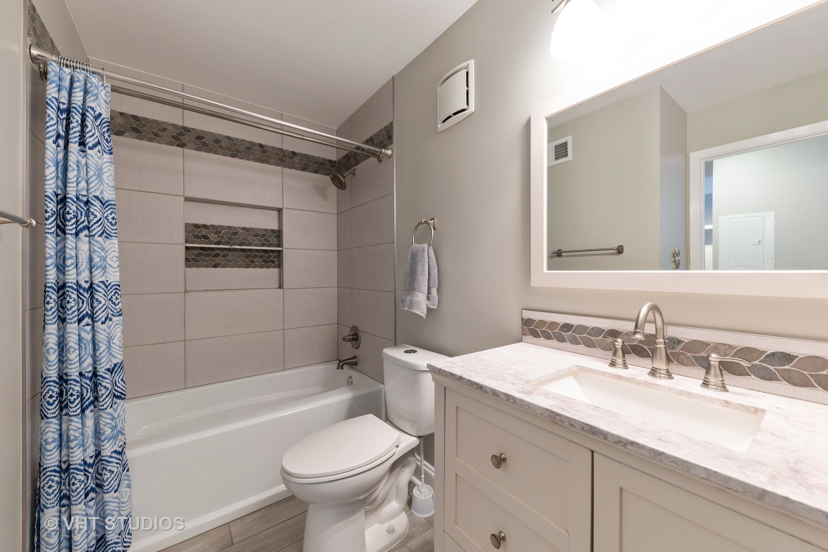 3255 Kirchoff Road, Unit 206 Rolling Meadows, IL 60008 - Photo 11 of 13