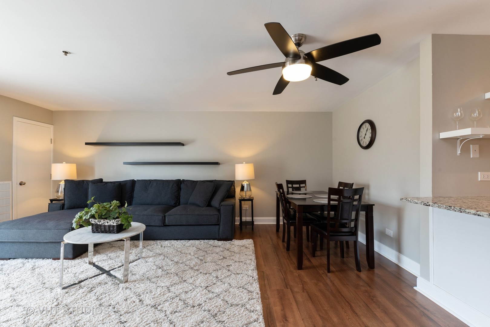 3255 Kirchoff Road, Unit 206 Rolling Meadows, IL 60008 - Photo 4 of 13