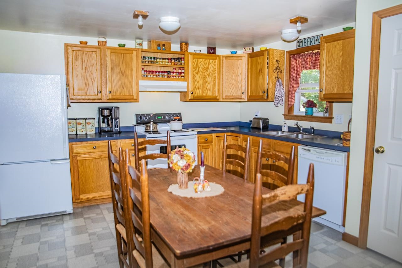 14 Ridgeway Drive Newbury, NH 03255 - Photo 5 of 18