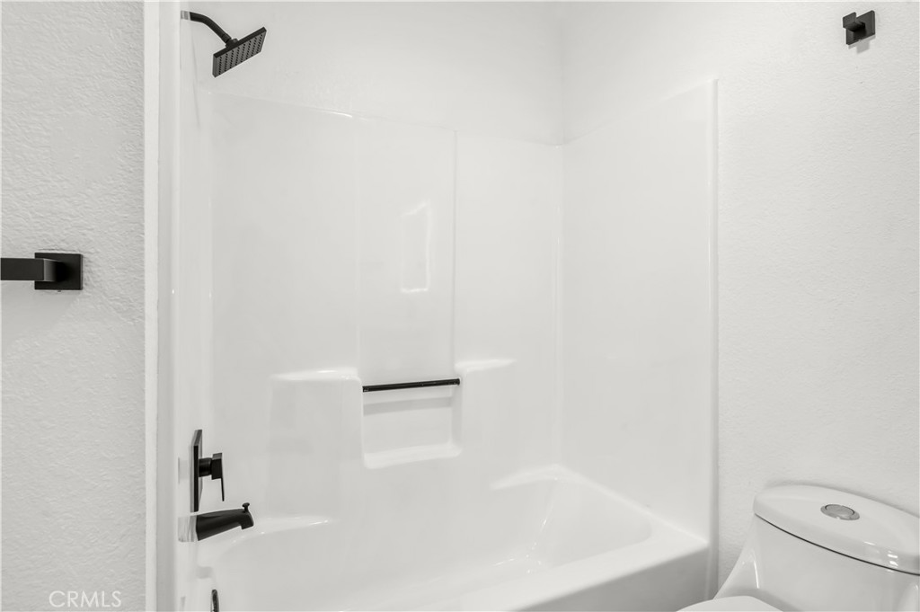 22031 Sauk Road Apple Valley, CA 92308 - Photo 25 of 45