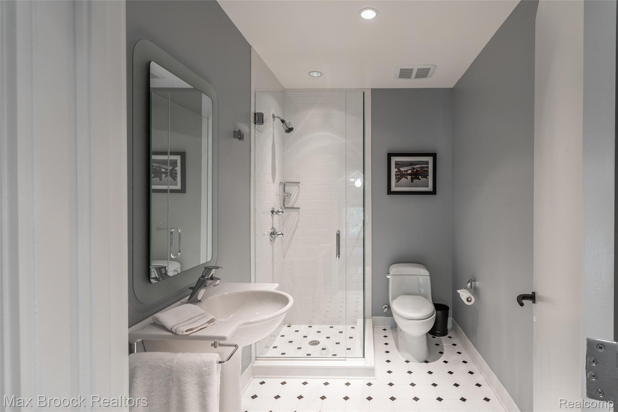 144 Linden Road Birmingham, MI 48009 - Photo 48 of 68 244A8757-HDR.jpg