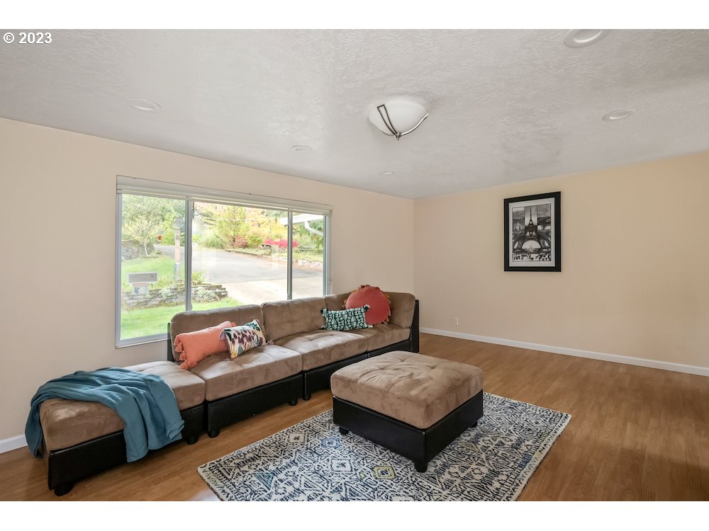 30410 South Deardorff Road Molalla, OR 97038 - Photo 3 of 46 Gallery Image 3