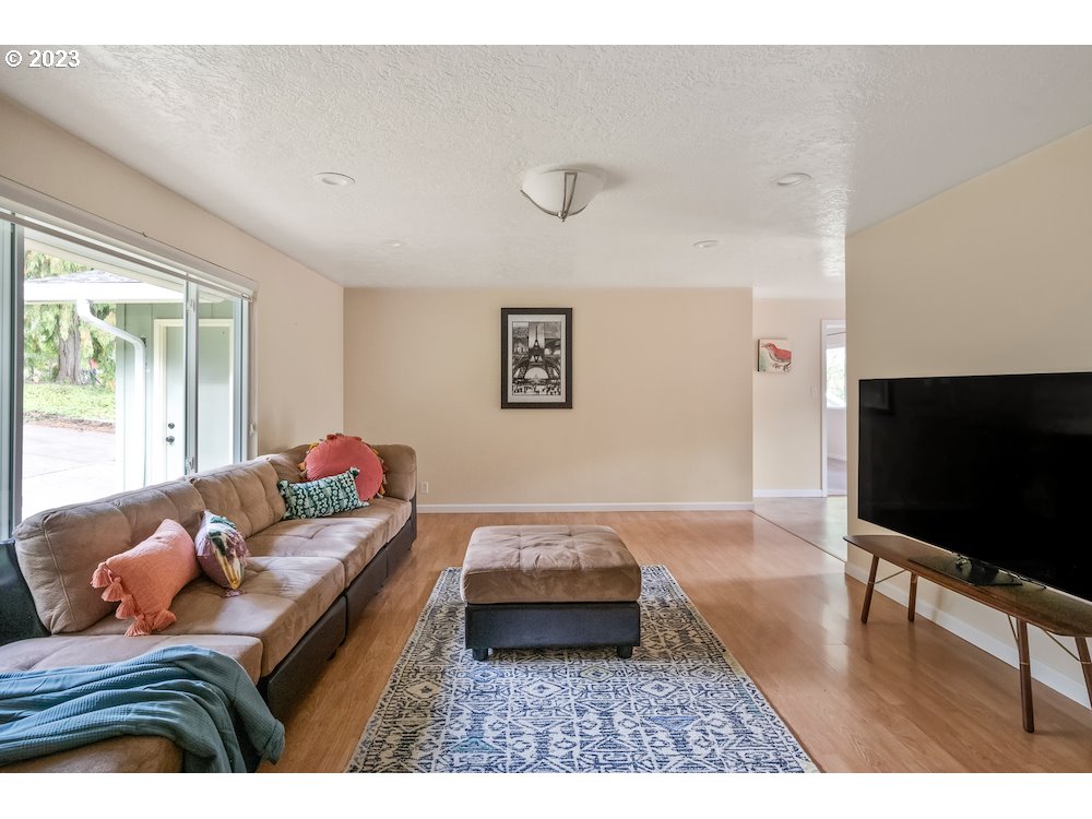 30410 South Deardorff Road Molalla, OR 97038 - Photo 4 of 46 Gallery Image 4