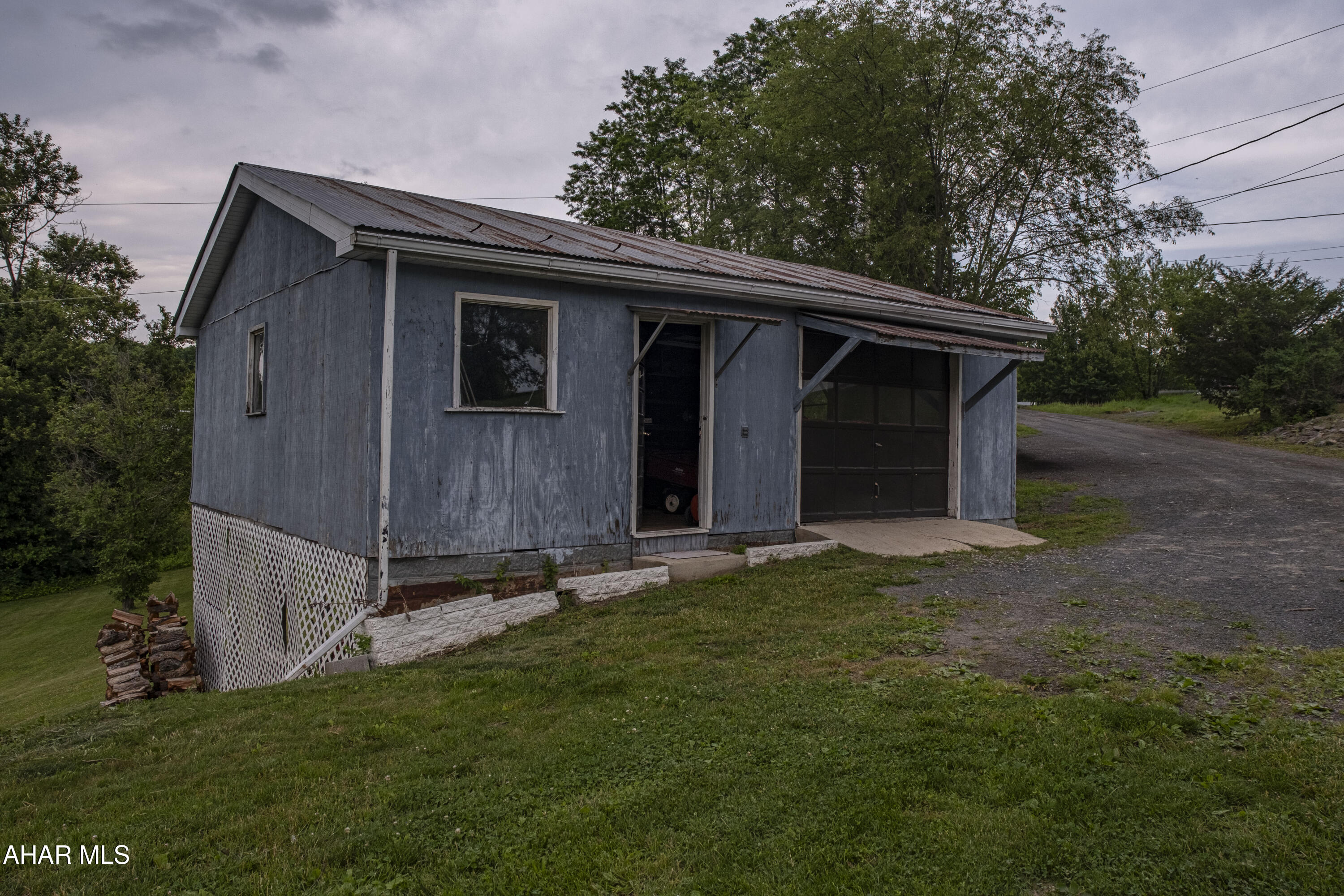 264 Cromwell Ridge Road Hustontown, PA 17229 - Photo 19 of 47