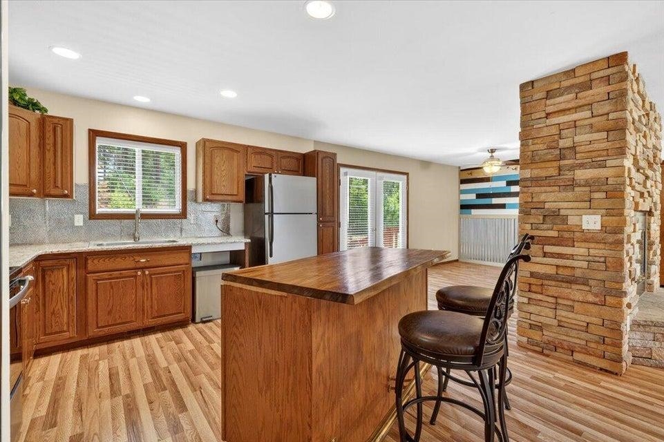 3362 Thompson Road Valley, WA 99181 - Photo 7 of 28
