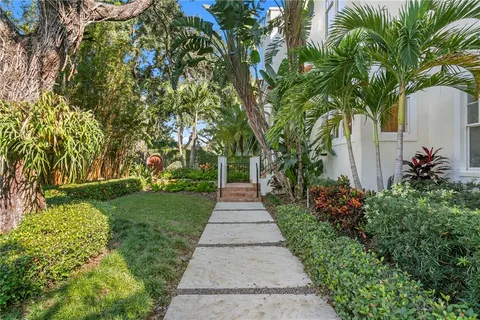 $2,350,000 | 2633 North Dundee Street, Tampa, FL 33629