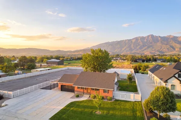 $1,350,000 | 4922 West 11000th Street North, American Fork, UT 84003