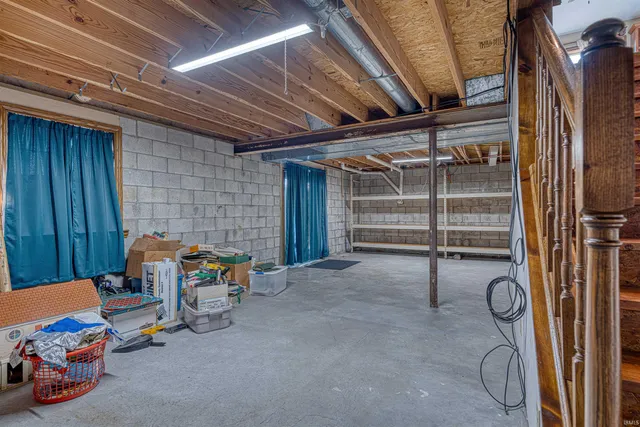 $474,900 | 11145 West 800th Street South, Owensville, IN 47665