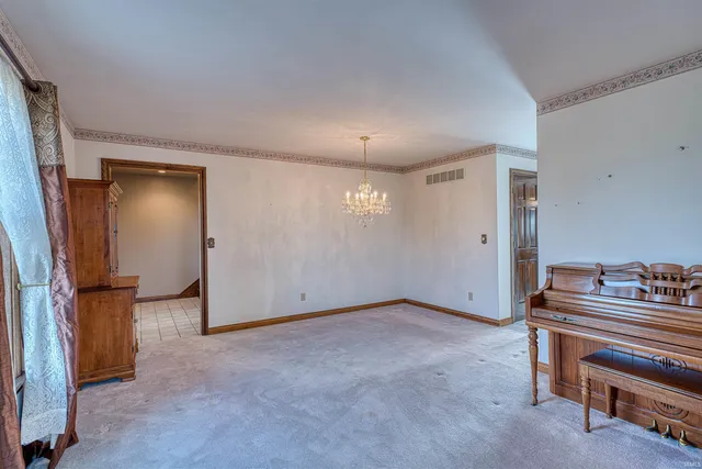 $474,900 | 11145 West 800th Street South, Owensville, IN 47665