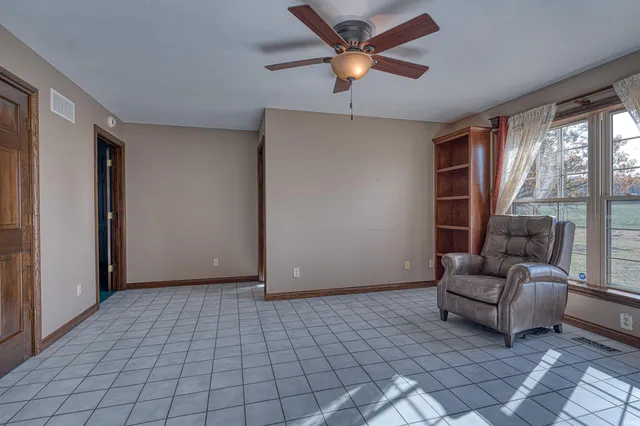 $474,900 | 11145 West 800th Street South, Owensville, IN 47665