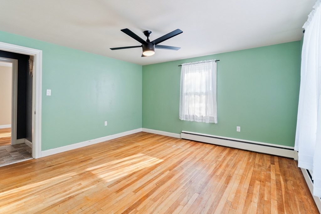 5 Everton Avenue Worcester, MA 01604 - Photo 17 of 36