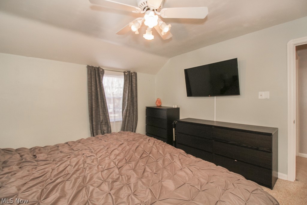 1903 Lorimer Road Cleveland, OH 44134 - Photo 22 of 35