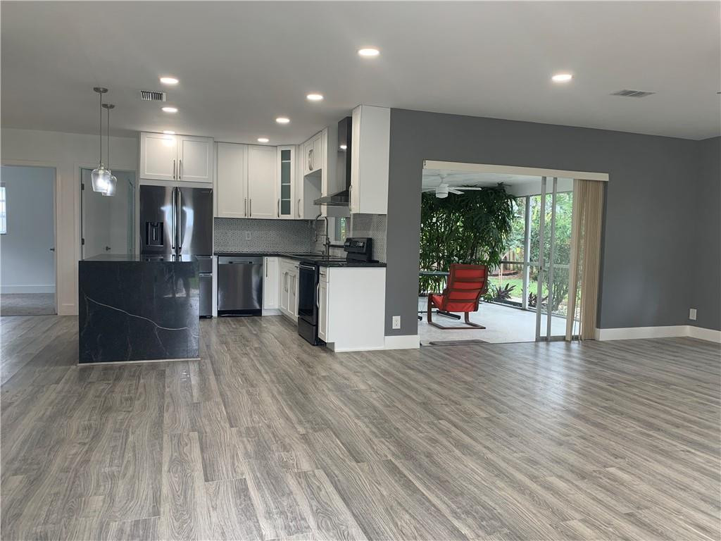 1001 Northwest 3rd Street Boca Raton, FL 33486 - Photo 5 of 63 Photo 5