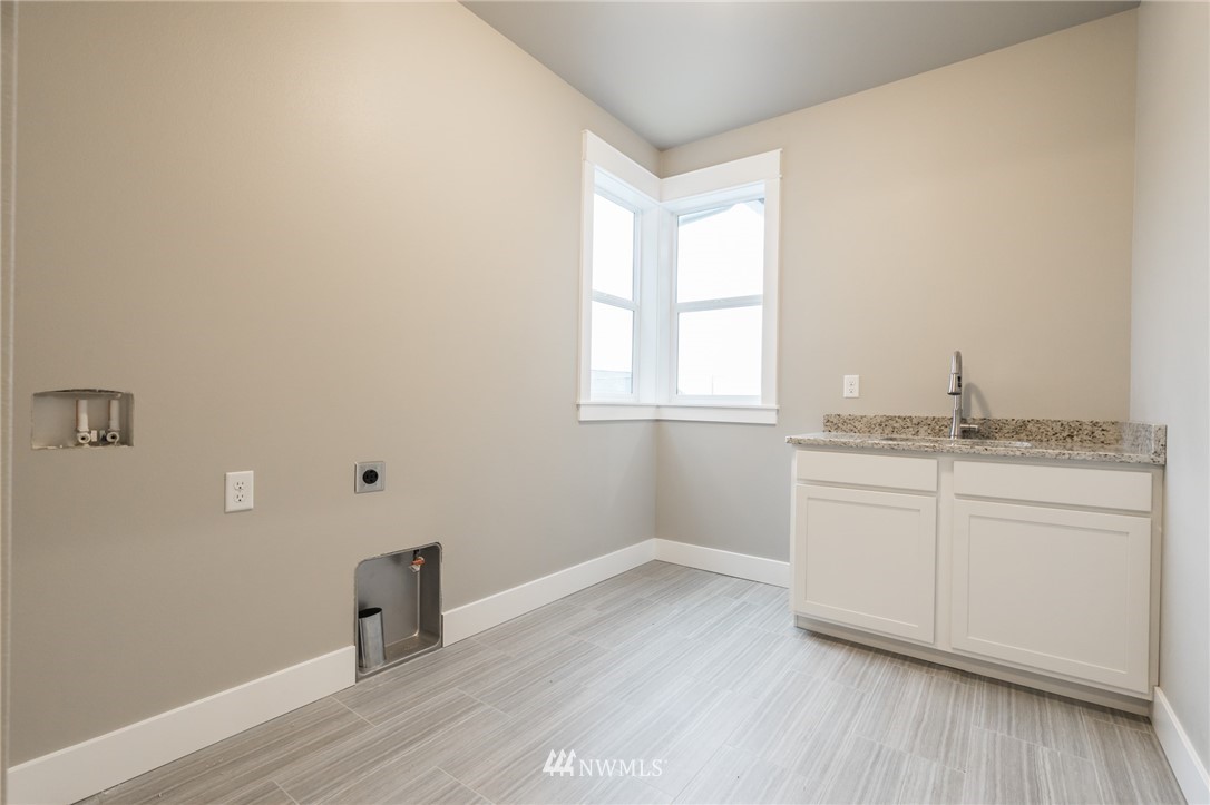 5893 Church Road Ferndale, WA 98248 - Photo 10 of 25 Gallery Image 10