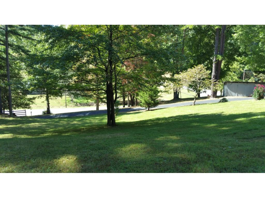 207 Sweet Hollow Road Bristol, TN 37620 - Photo 27 of 36 Front Yard