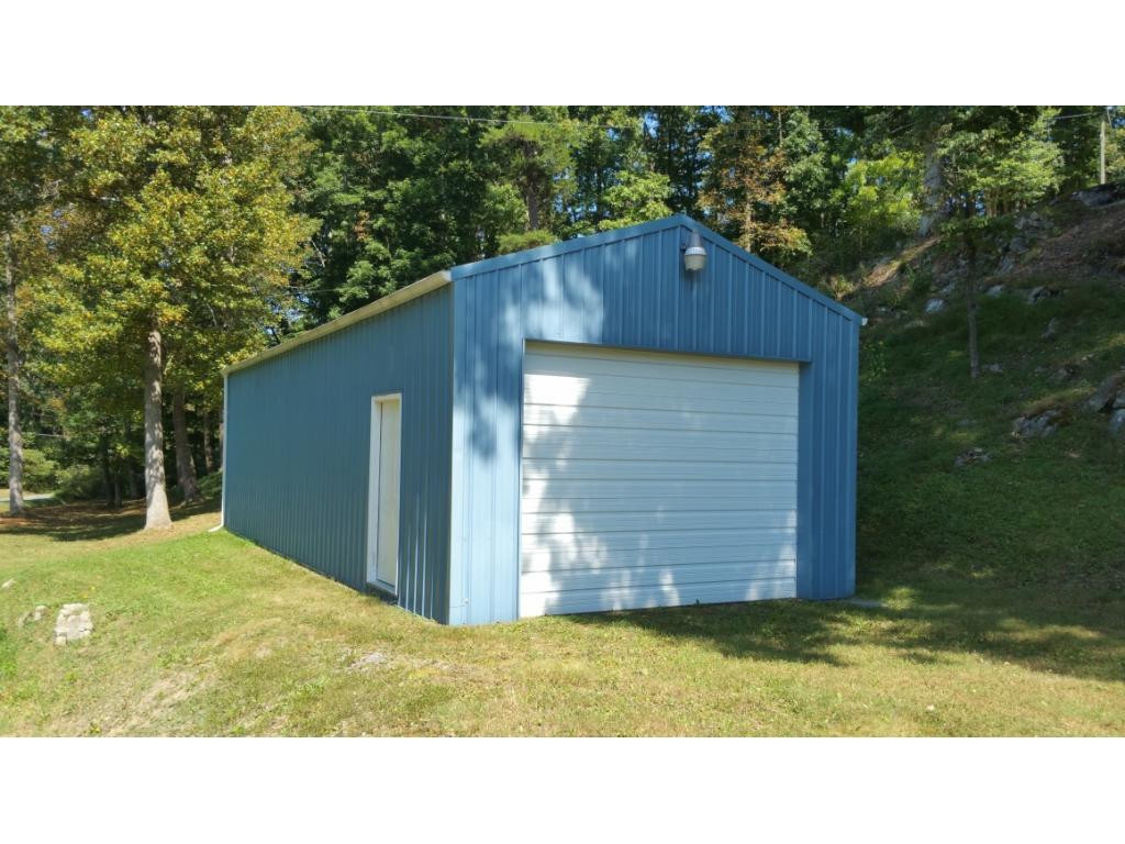 207 Sweet Hollow Road Bristol, TN 37620 - Photo 28 of 36 Nice Boat House