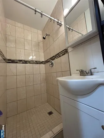 $1,500 | 129 Central Avenue, Unit FIRST, Hackensack, NJ 07601