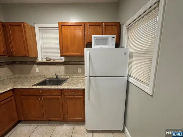$1,500 | 129 Central Avenue, Unit FIRST, Hackensack, NJ 07601