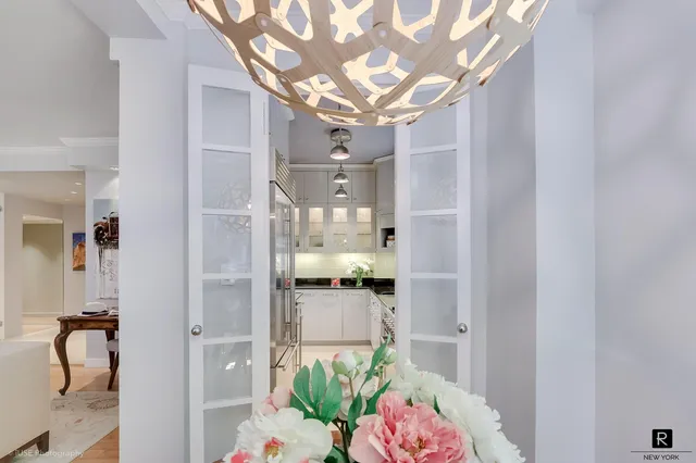 $1,225,000 | 440 East 56th Street, Unit 1G | Sutton Place