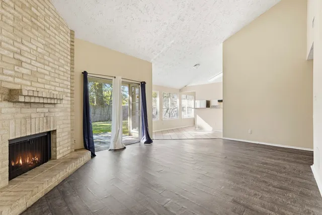 $1,660 | 16235 Cutten Road, Houston, TX 77070