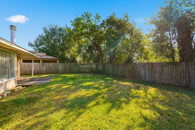 $1,660 | 16235 Cutten Road, Houston, TX 77070